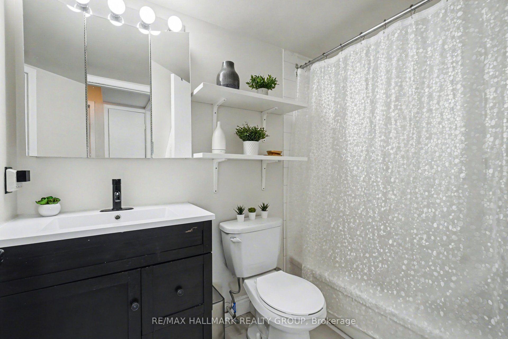 Photo 19 of Unit 203, 266 Lorry Greenberg Drive, Ottawa, Hunt Club Park/Greenboro — HOMEH