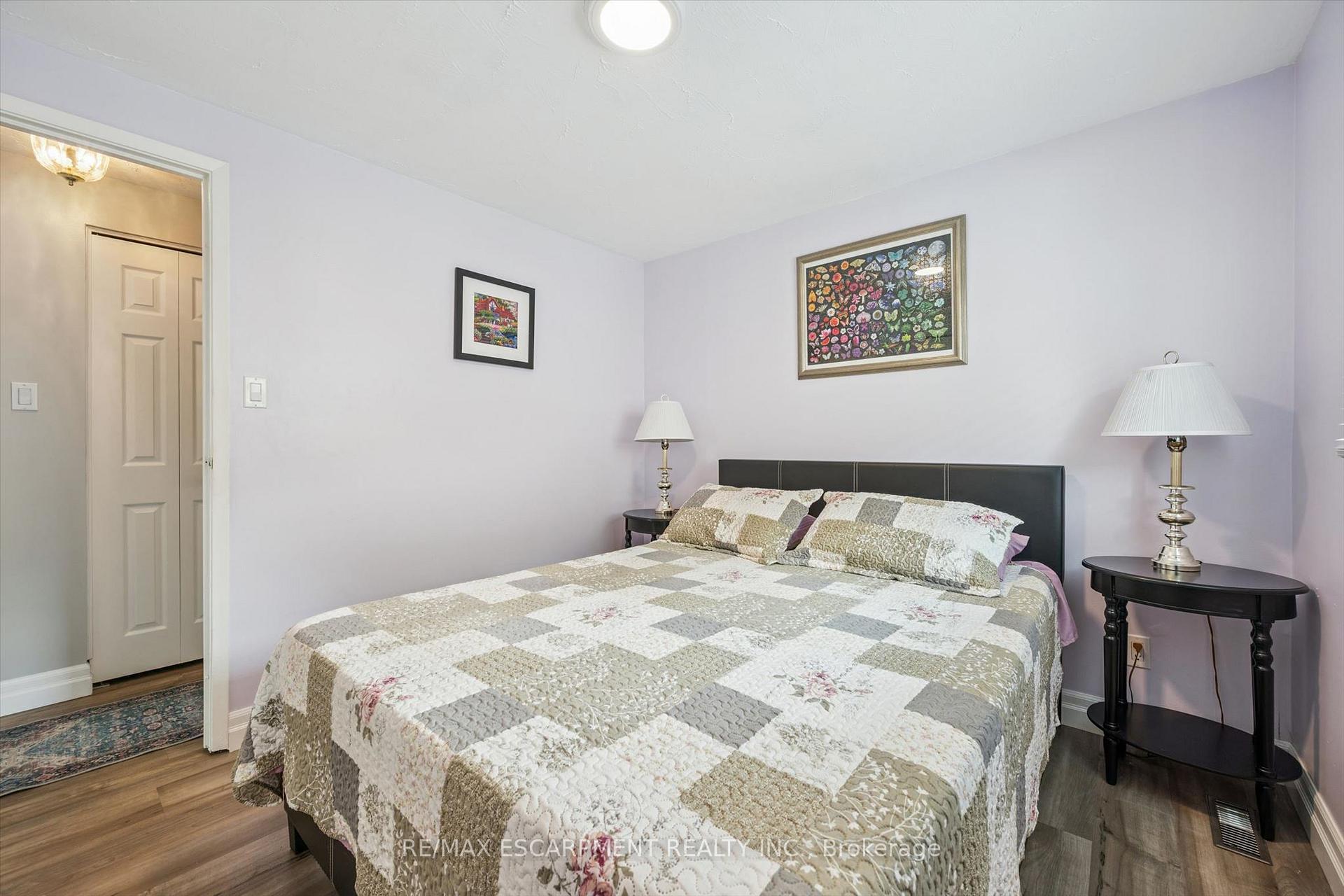 Photo 24 of 847 Doon Village Road, Kitchener, Pioneer Park — HOMEH