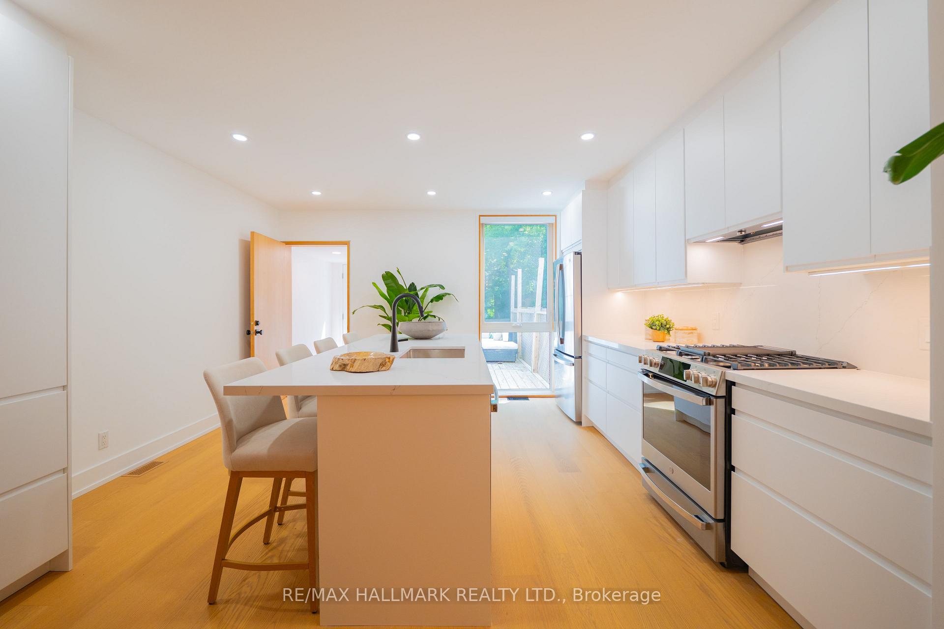 Photo 12 of 83 Condor Avenue, Toronto, Blake-Jones — HOMEH