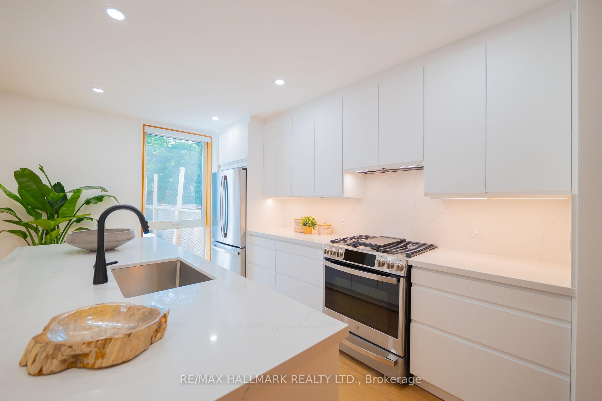 Photo 13 of 83 Condor Avenue, Toronto, Blake-Jones — HOMEH