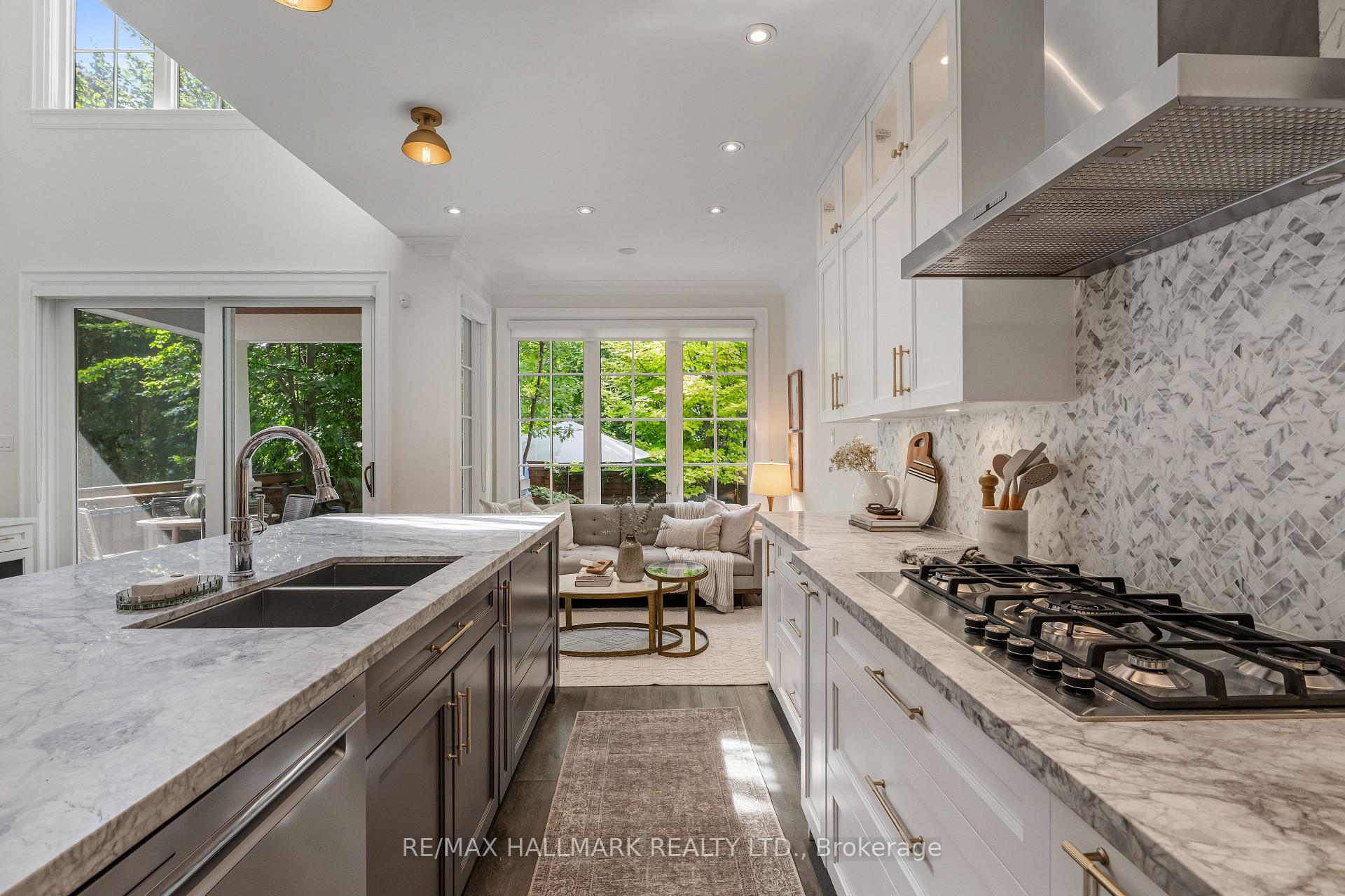 Photo 9 of 152 Wheeler Avenue, Toronto, The Beaches — HOMEH