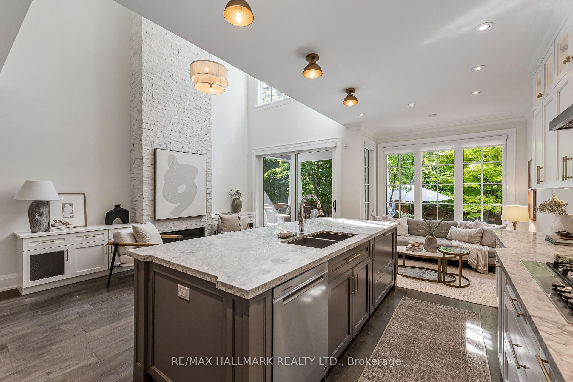 Photo 12 of 152 Wheeler Avenue, Toronto, The Beaches — HOMEH