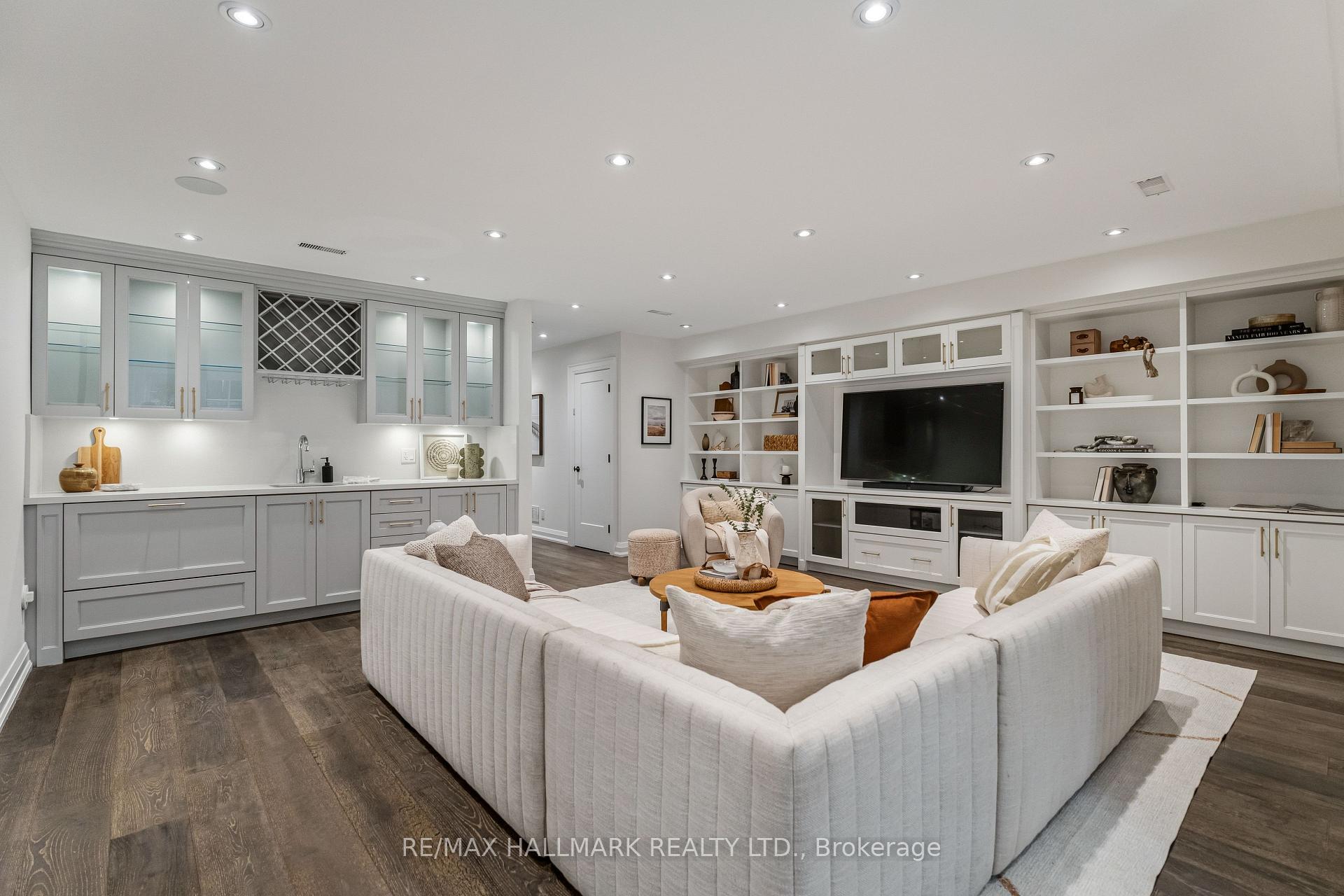 Photo 44 of 152 Wheeler Avenue, Toronto, The Beaches — HOMEH
