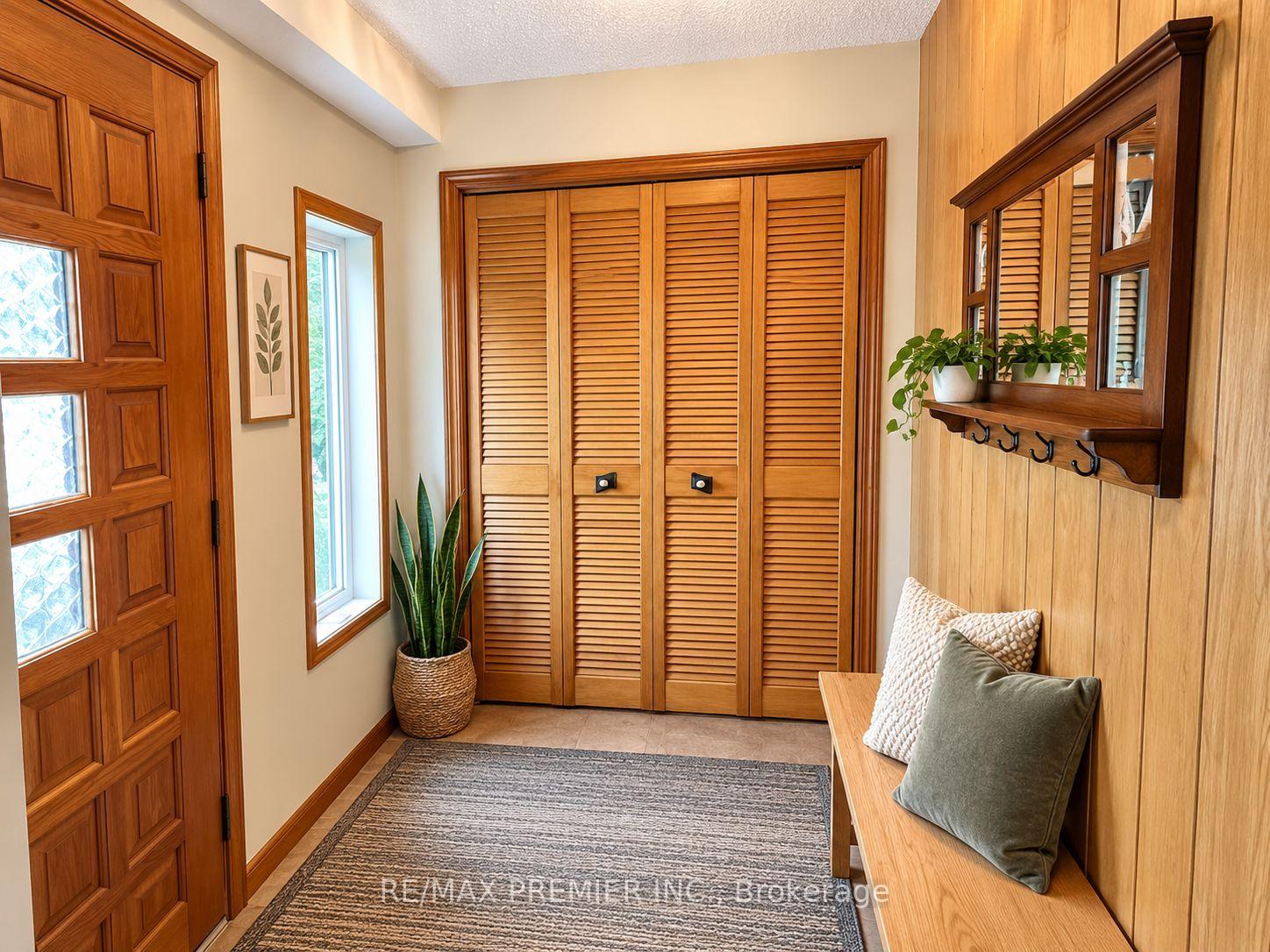 Photo 2 of 34 Rutherford Avenue, North York, Mount Dennis — HOMEH