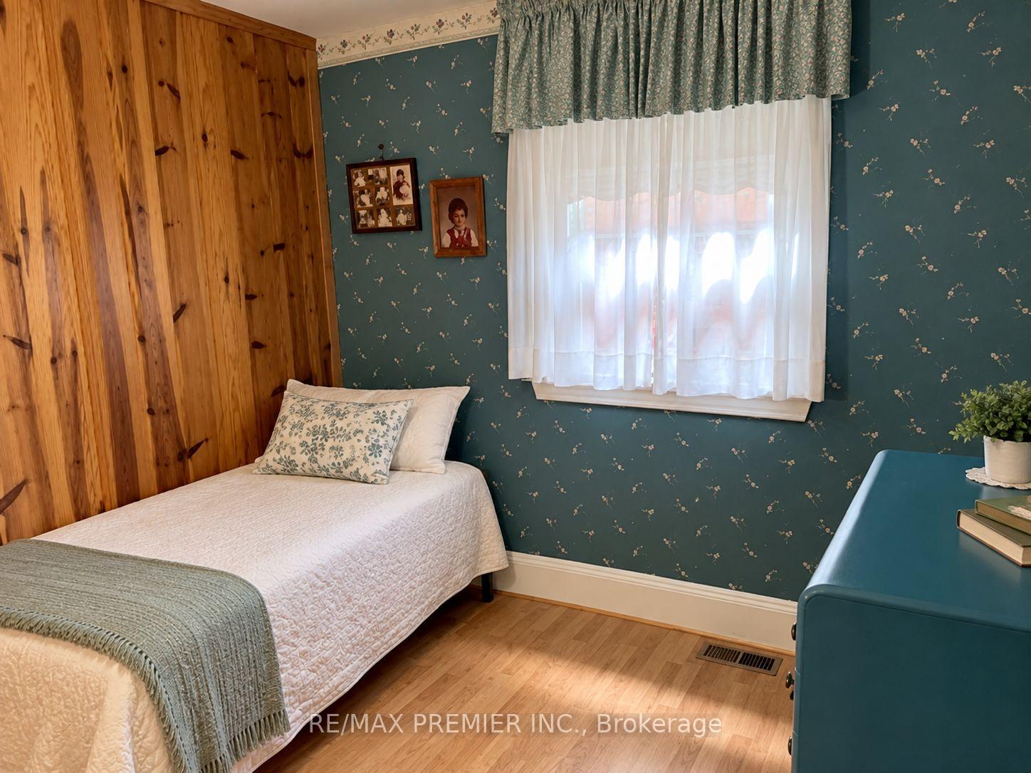 Photo 8 of 34 Rutherford Avenue, North York, Mount Dennis — HOMEH