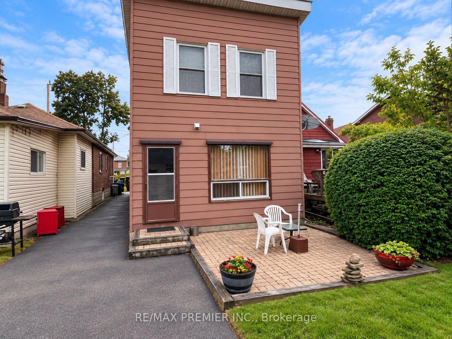 Photo 22 of 34 Rutherford Avenue, North York, Mount Dennis — HOMEH