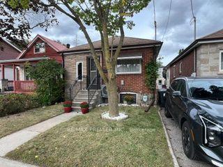 Photo 3 of 34 Rutherford Avenue, North York, Mount Dennis — HOMEH