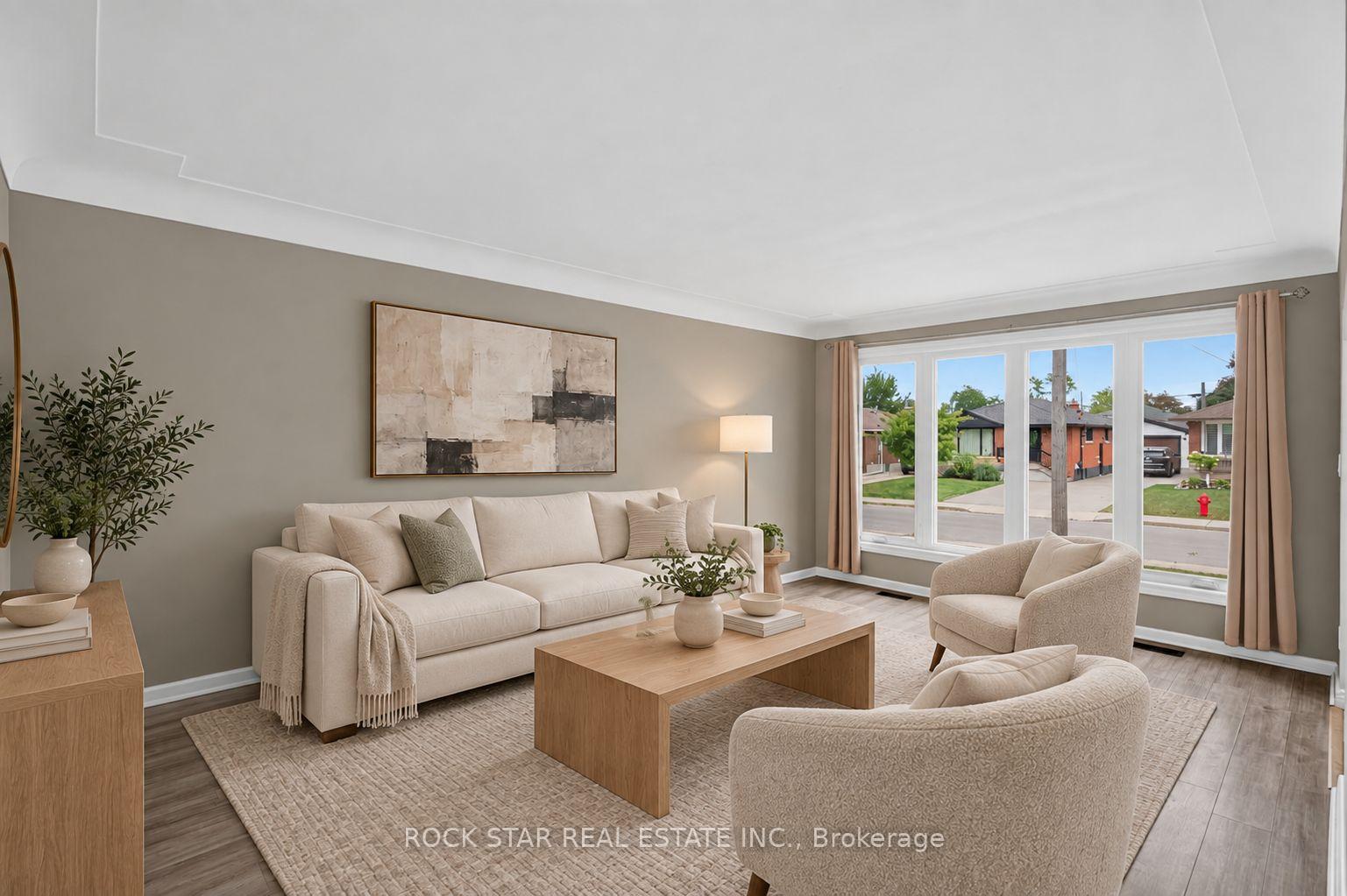 Photo 6 of 40 Clarendon Avenue, Hamilton, Balfour — HOMEH