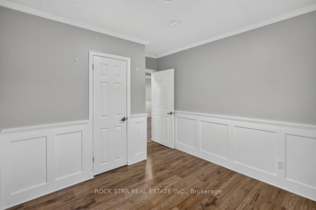 Photo 20 of 40 Clarendon Avenue, Hamilton, Balfour — HOMEH