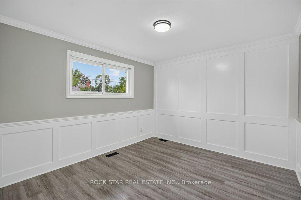 Photo 21 of 40 Clarendon Avenue, Hamilton, Balfour — HOMEH
