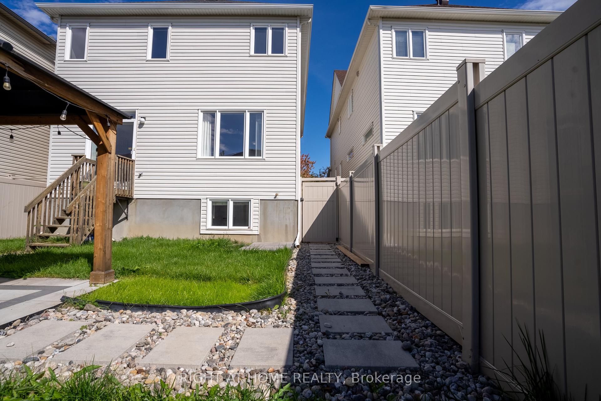 Photo 35 of 310 Kippen Place, Ottawa, Barrhaven - Heritage Park — HOMEH