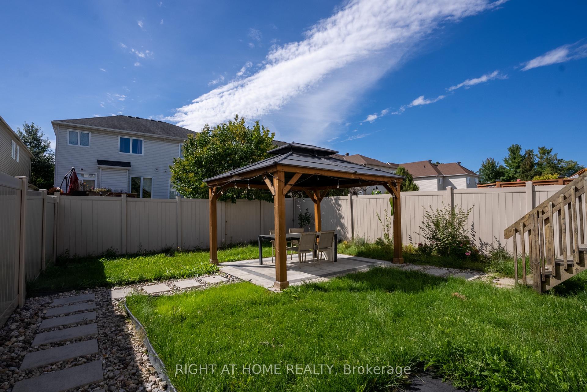 Photo 36 of 310 Kippen Place, Ottawa, Barrhaven - Heritage Park — HOMEH