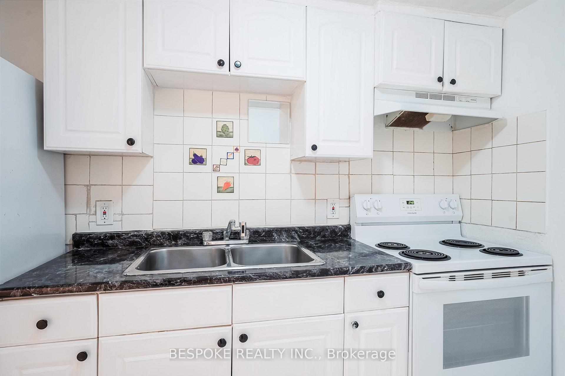 Photo 10 of Unit Basement, 93 Glenthorne Drive, Scarborough, Highland Creek — HOMEH