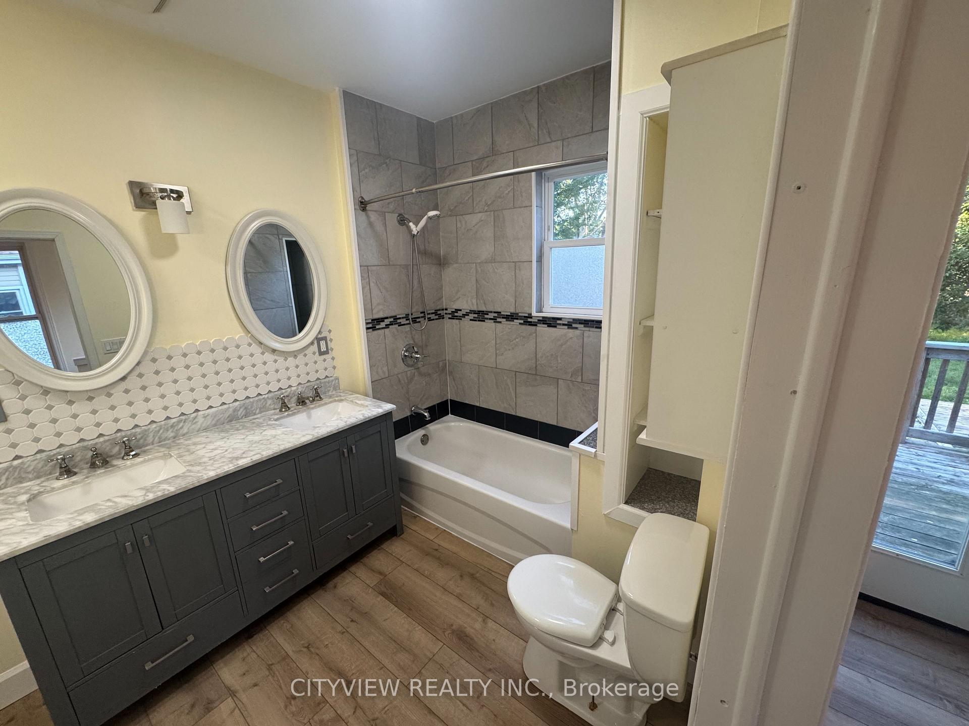 Photo 17 of 390 George Street, Sarnia — HOMEH