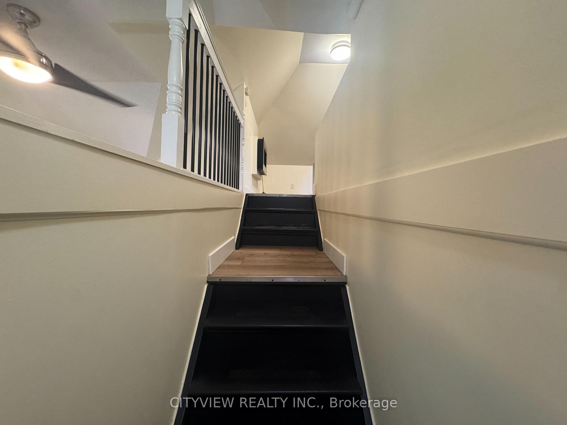 Photo 20 of 390 George Street, Sarnia — HOMEH
