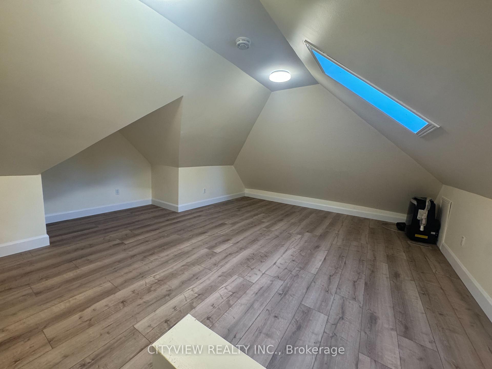 Photo 21 of 390 George Street, Sarnia — HOMEH
