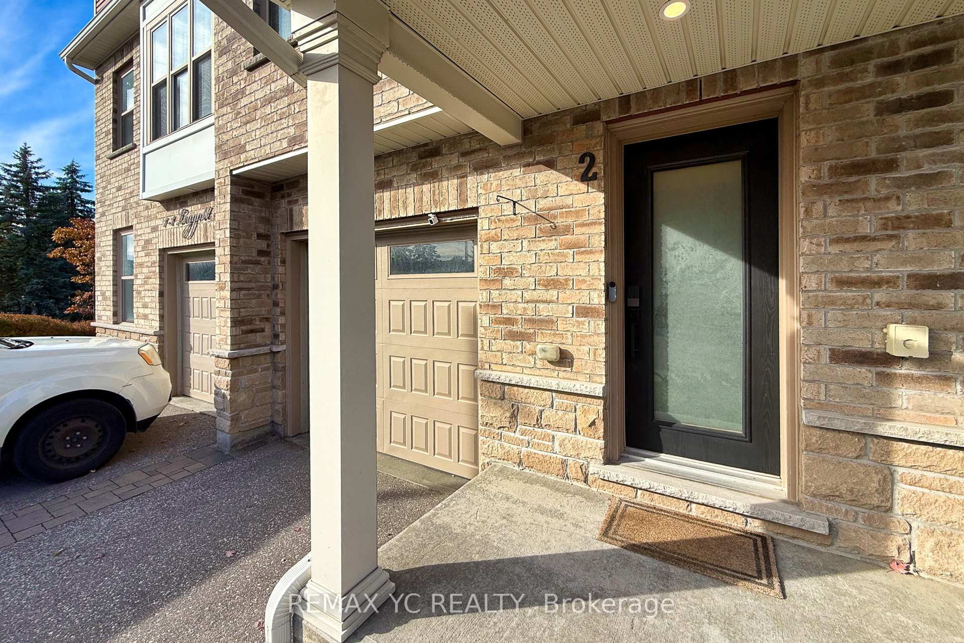 Photo 2 of Unit 2, 1 Leggott Avenue, Barrie, Painswick North — HOMEH