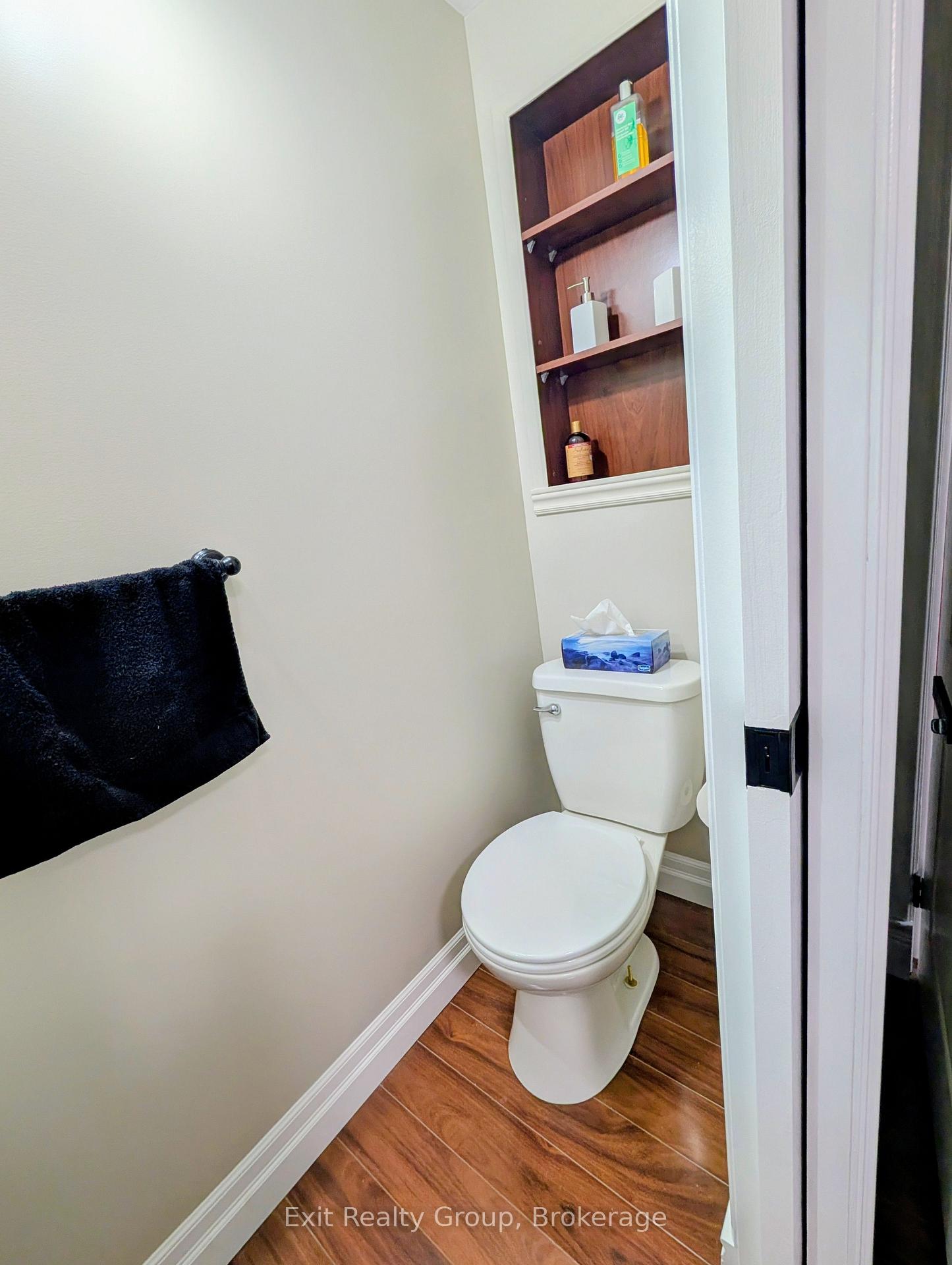Photo 4 of 120 Prospect Hill, Quinte West, Trenton Ward — HOMEH