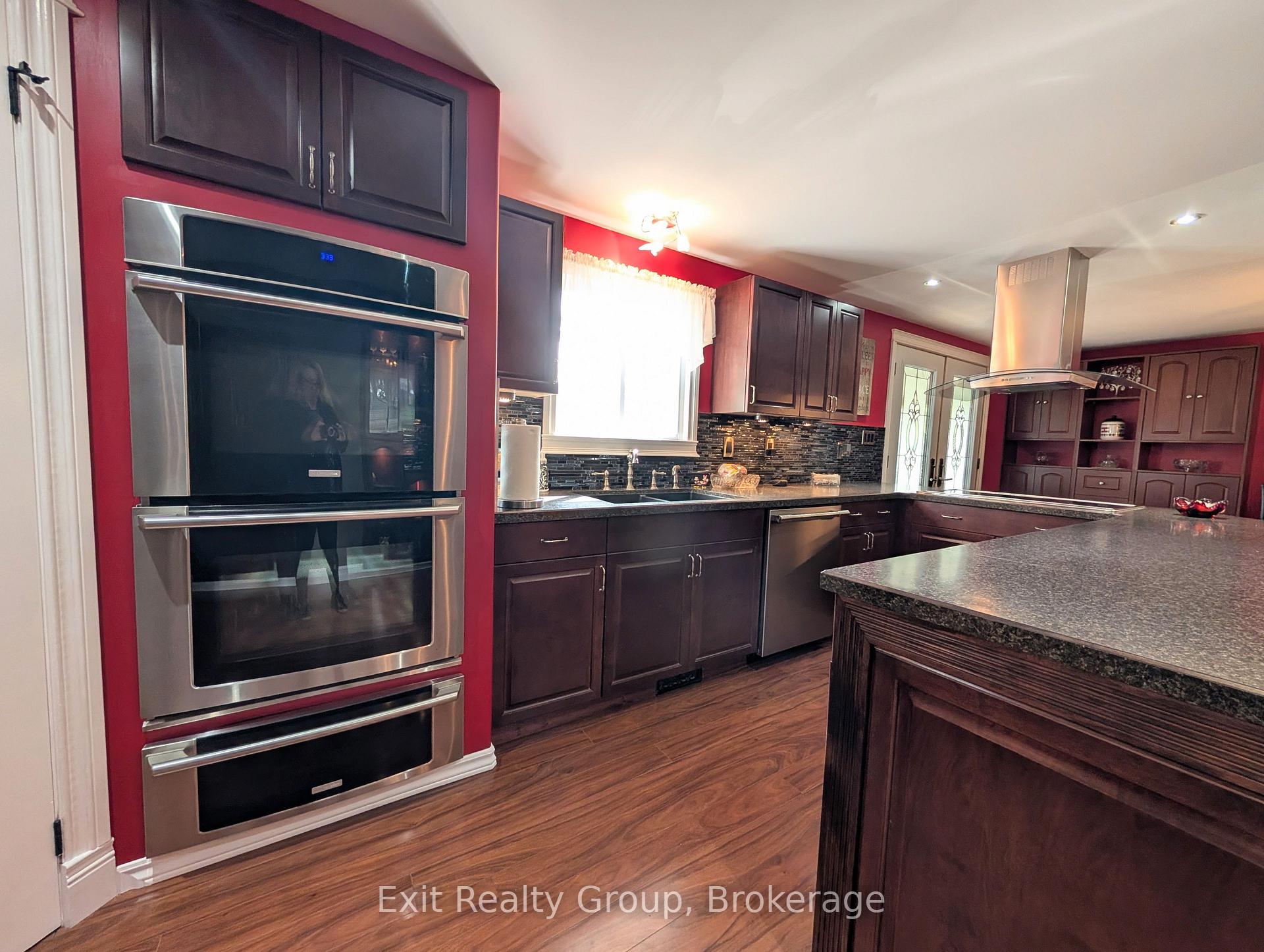 Photo 14 of 120 Prospect Hill, Quinte West, Trenton Ward — HOMEH
