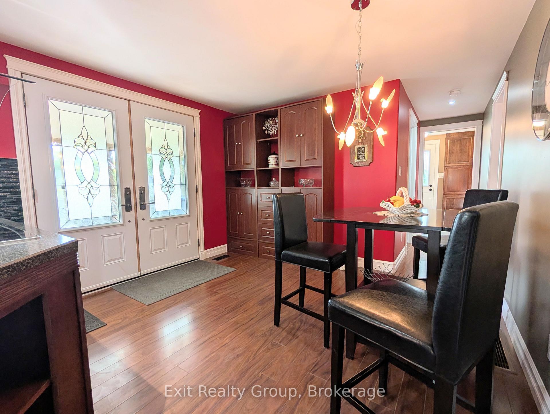 Photo 23 of 120 Prospect Hill, Quinte West, Trenton Ward — HOMEH
