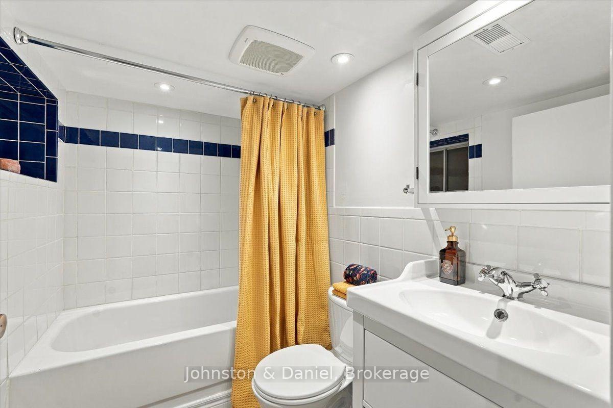 Photo 28 of 118 Merrill Avenue E, Toronto, Woodbine Corridor — HOMEH