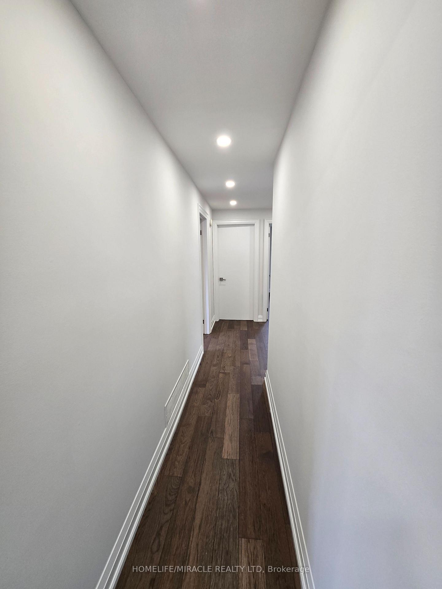 Photo 22 of 44 Staley Terrace, Scarborough, L'Amoreaux — HOMEH