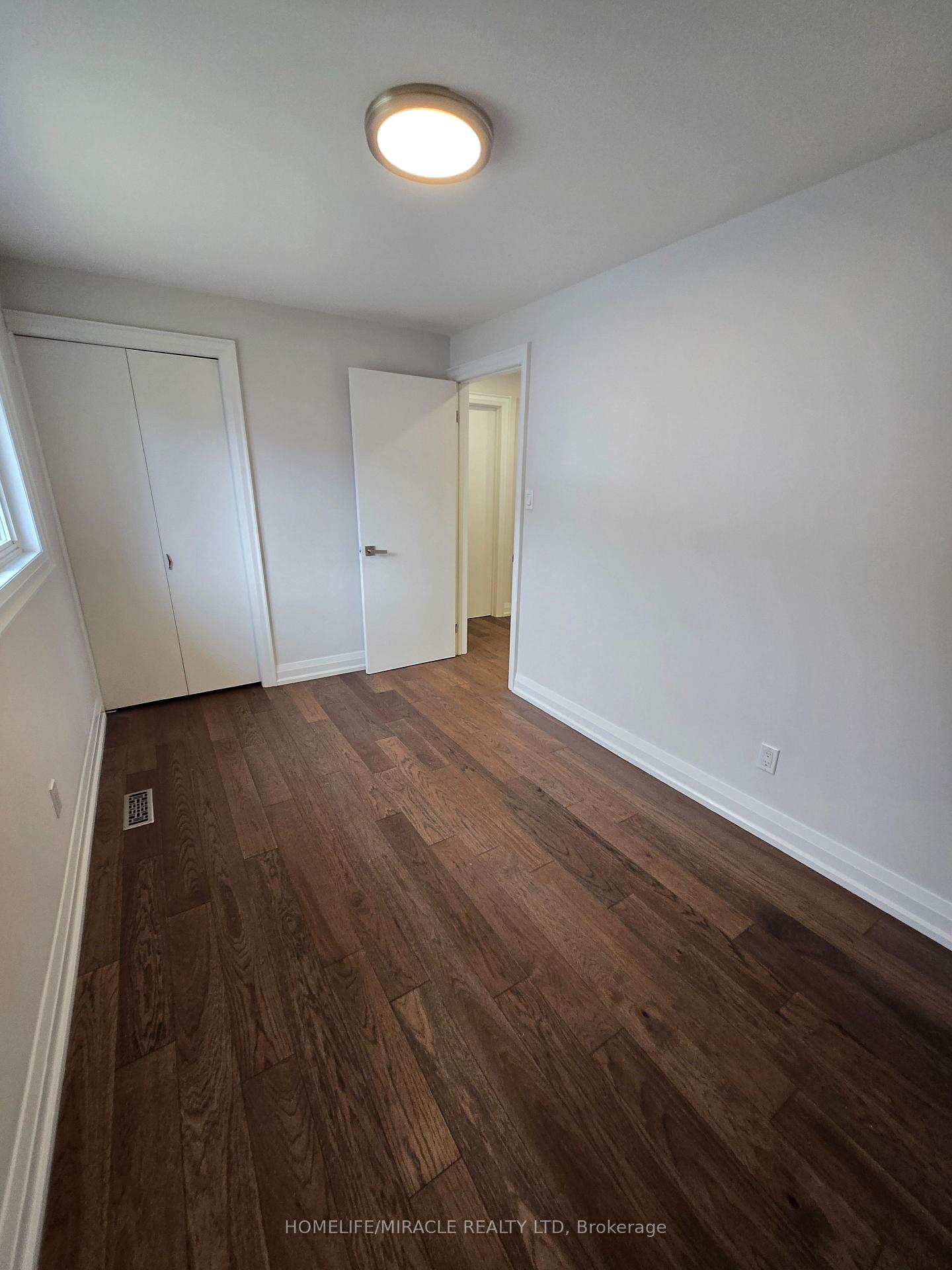 Photo 25 of 44 Staley Terrace, Scarborough, L'Amoreaux — HOMEH