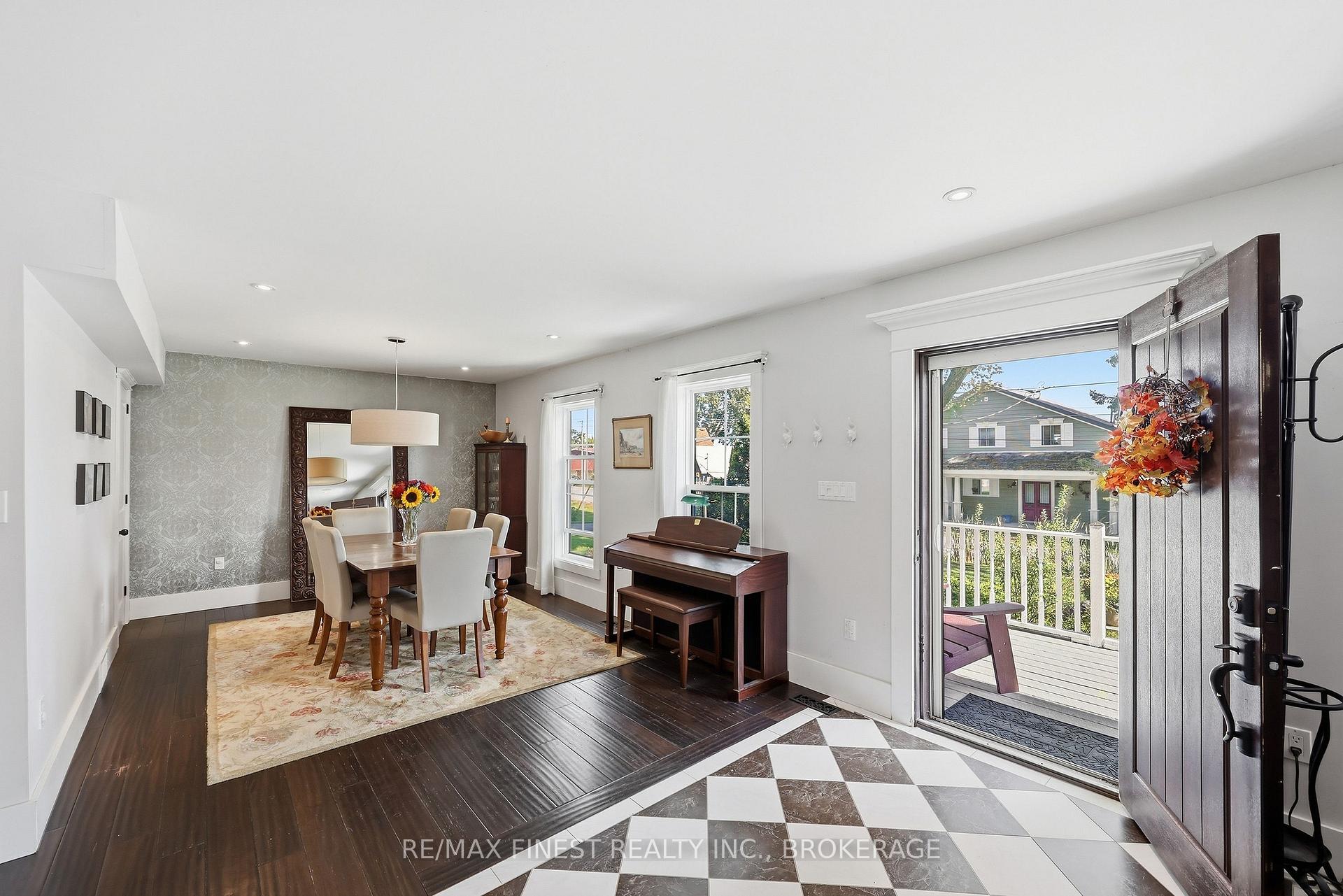 Photo 18 of 32 Rudd Avenue, Kingston, Kingston East (Incl CFB Kingston) — HOMEH