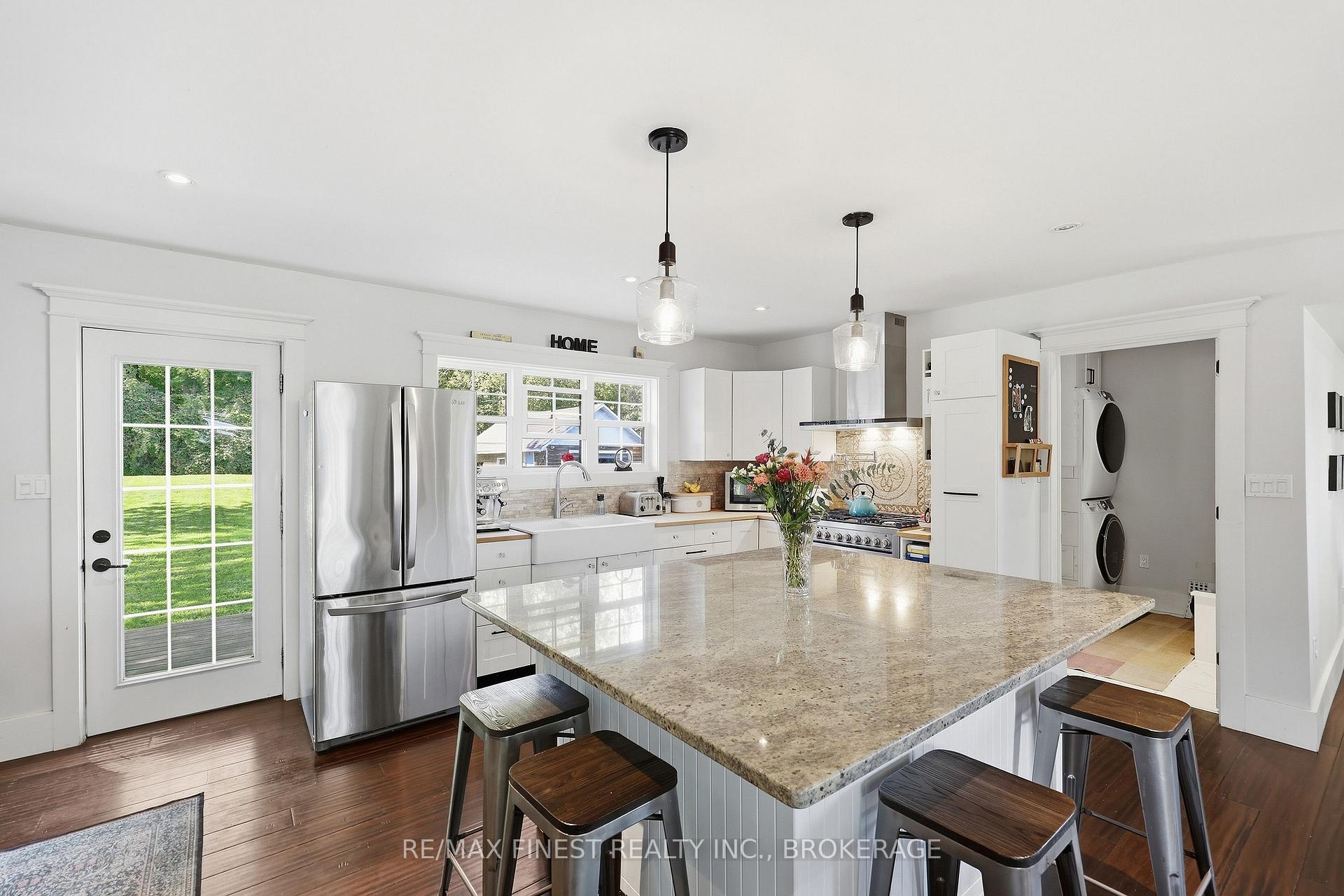 Photo 23 of 32 Rudd Avenue, Kingston, Kingston East (Incl CFB Kingston) — HOMEH