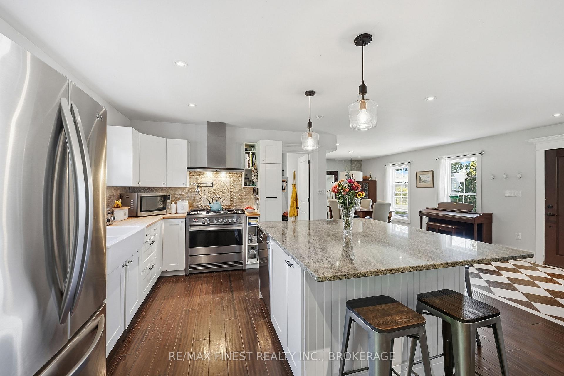 Photo 24 of 32 Rudd Avenue, Kingston, Kingston East (Incl CFB Kingston) — HOMEH