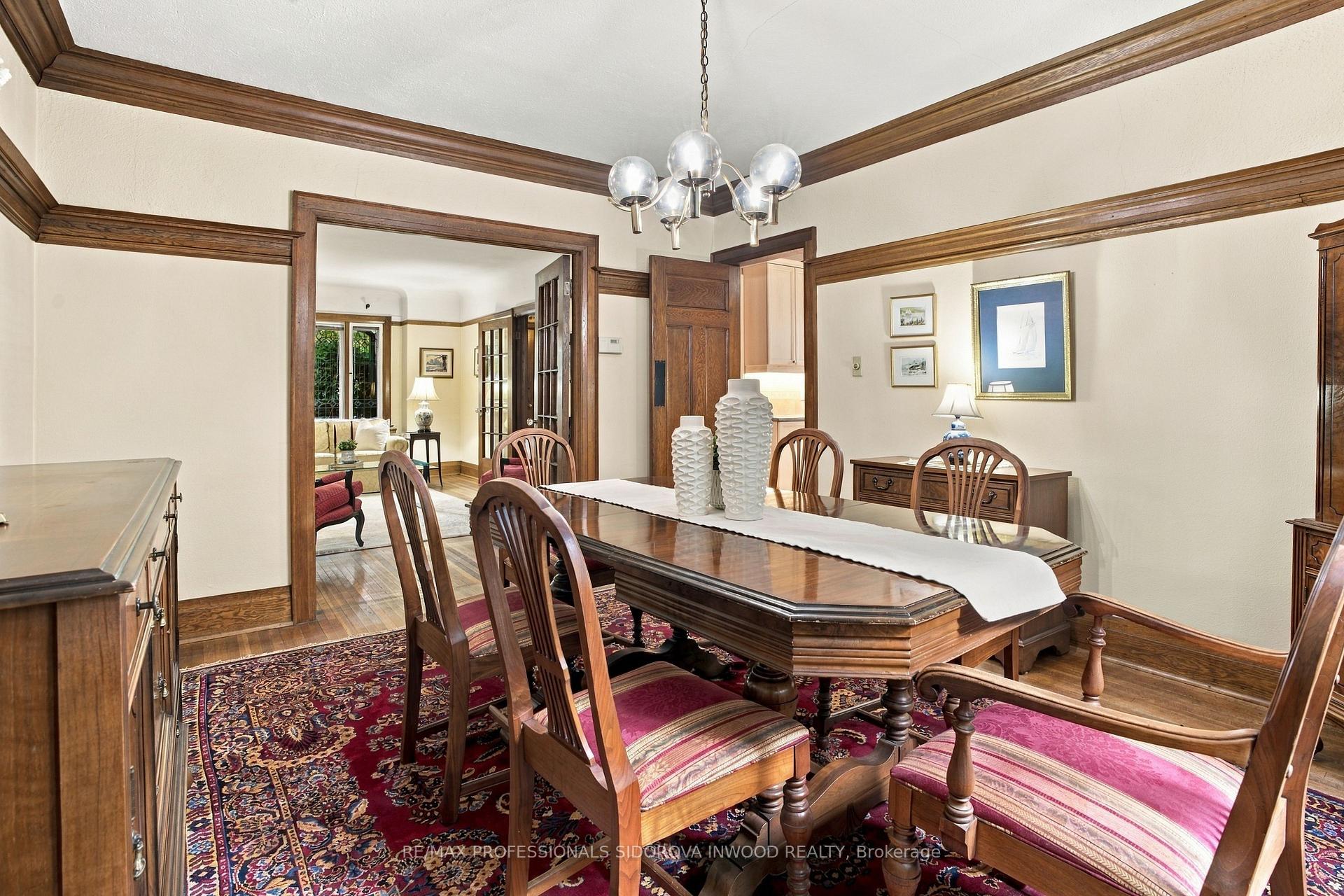 Photo 6 of 30 Brumell Avenue, Toronto, Lambton Baby Point — HOMEH