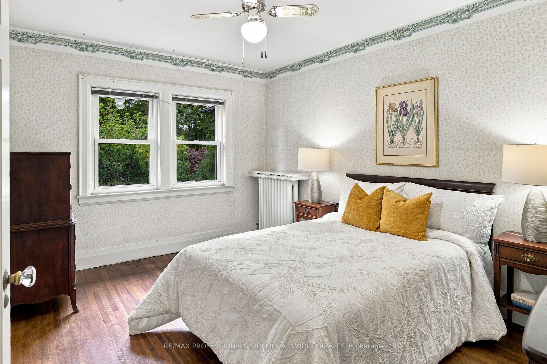 Photo 15 of 30 Brumell Avenue, Toronto, Lambton Baby Point — HOMEH