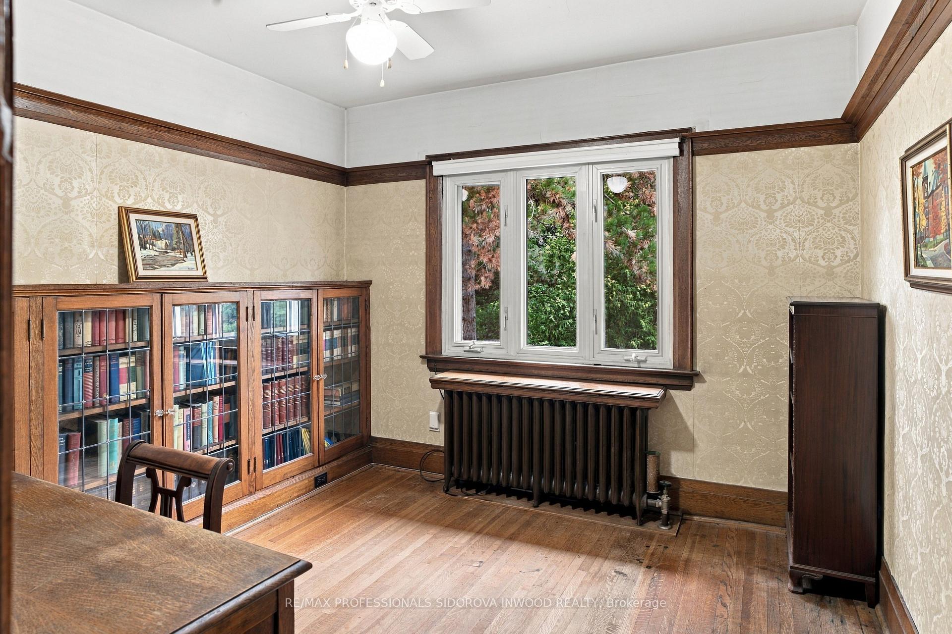 Photo 18 of 30 Brumell Avenue, Toronto, Lambton Baby Point — HOMEH