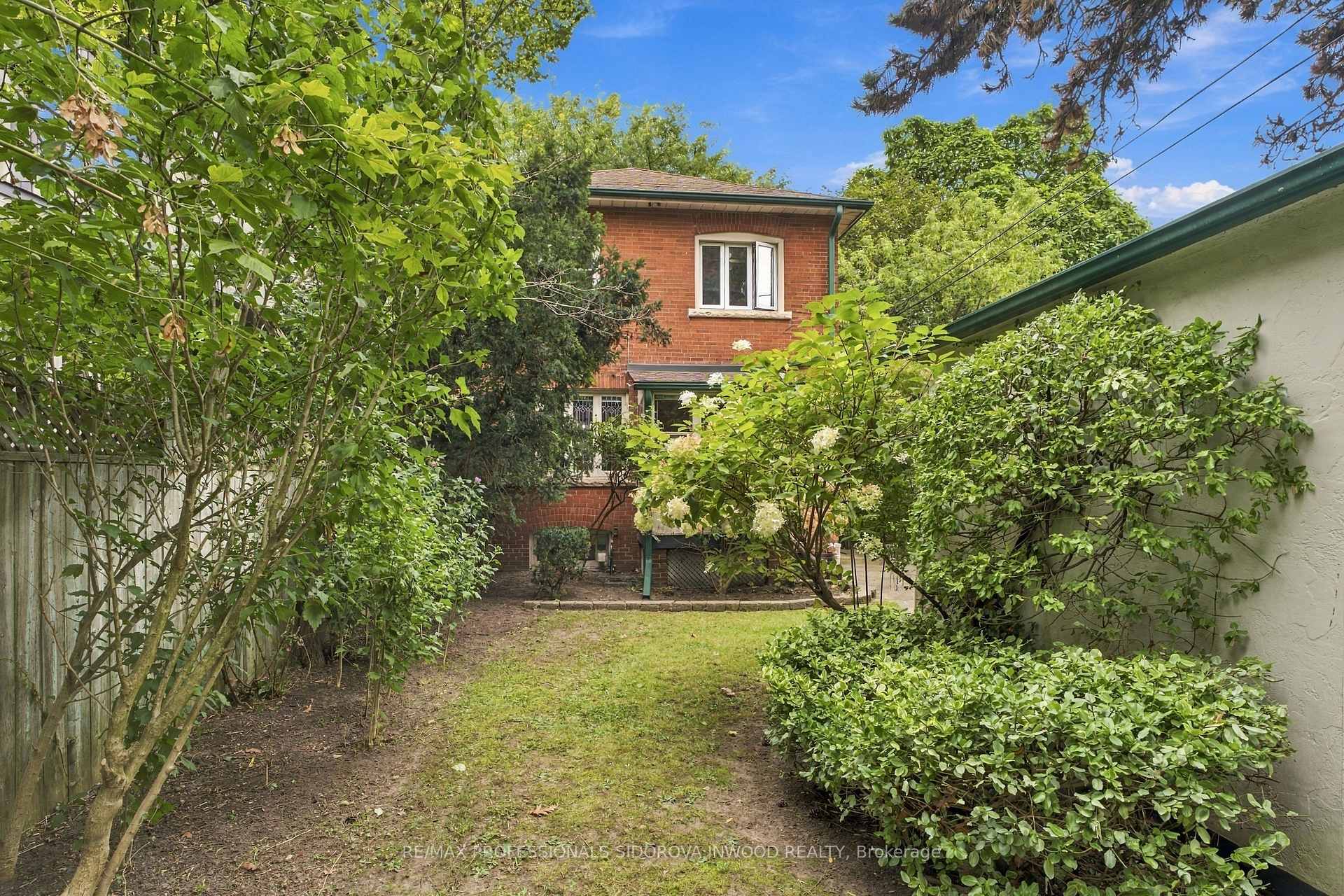 Photo 30 of 30 Brumell Avenue, Toronto, Lambton Baby Point — HOMEH