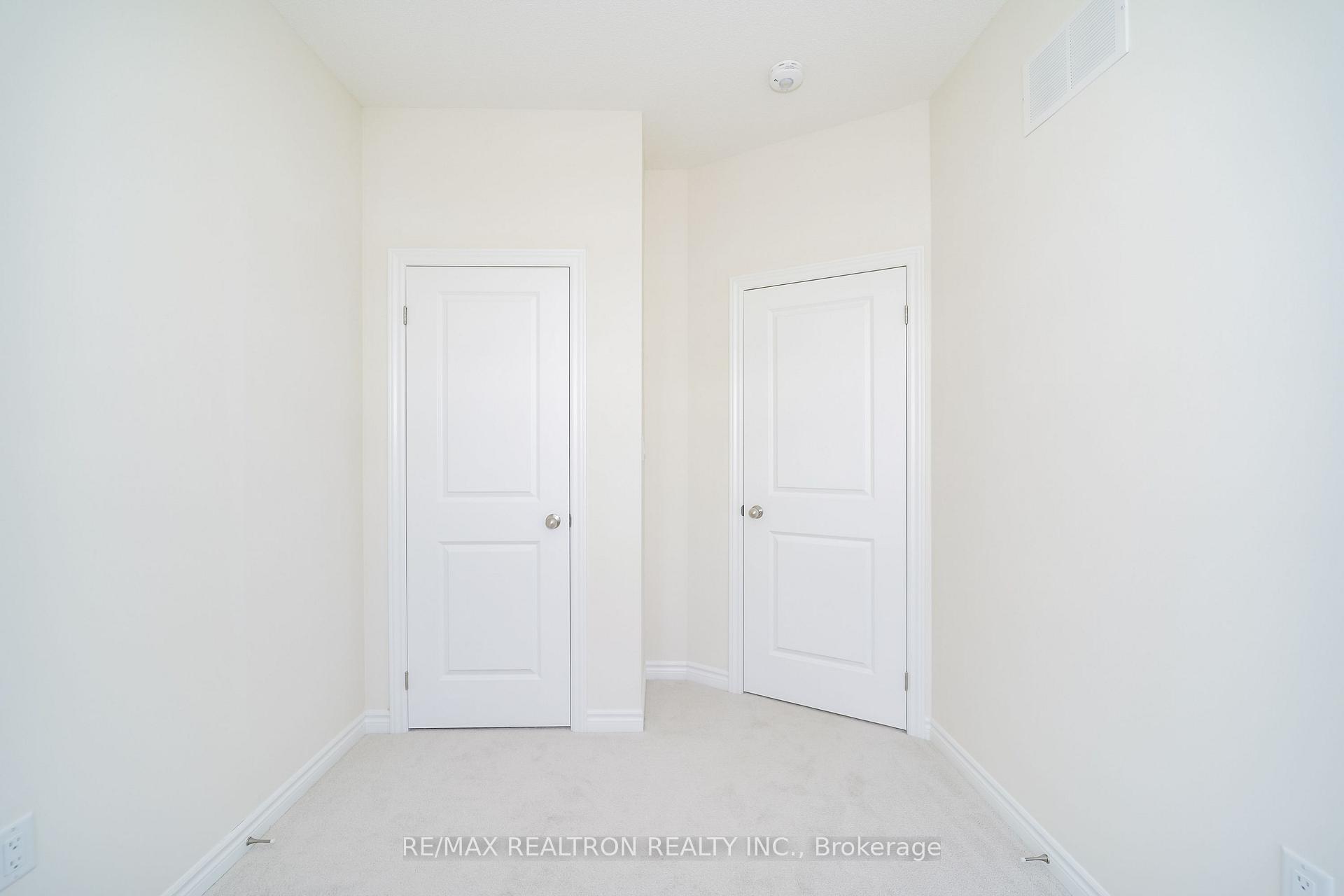 Photo 24 of 69 McGowan Drive, Whitby, Rural Whitby — HOMEH