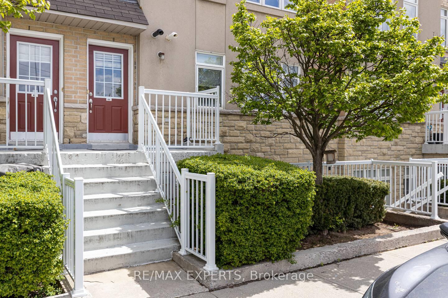 Photo 1 of Unit 44, 30 Turntable Crescent, Toronto, Dovercourt-Wallace Emerson-Junction — HOMEH