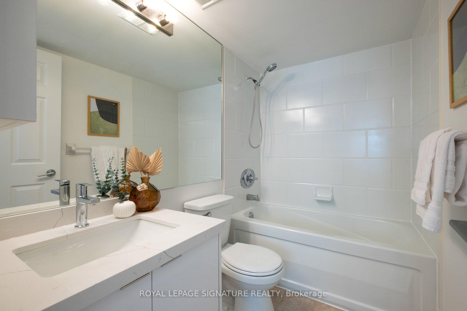 Photo 17 of Unit 308, 485 Rosewell Avenue, Toronto, Lawrence Park South — HOMEH