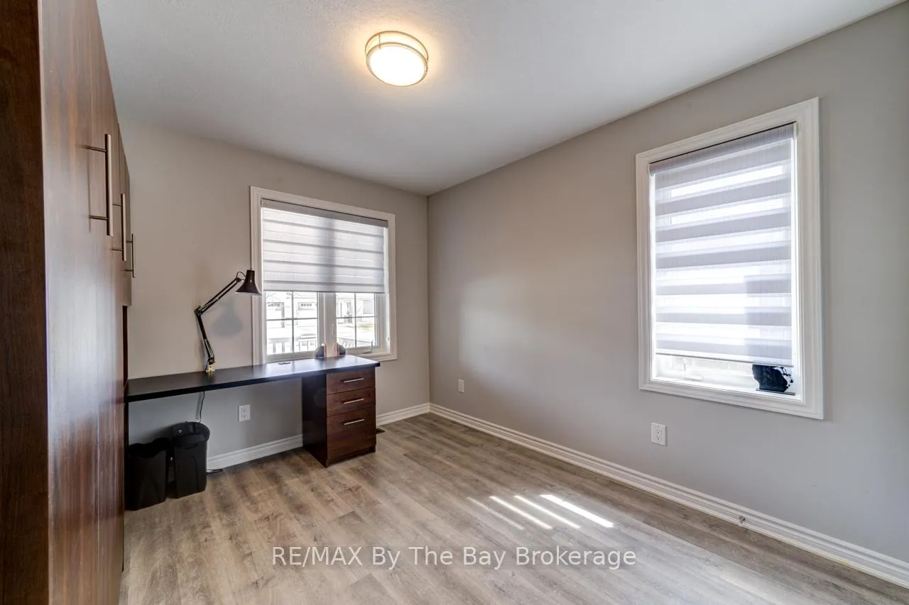 Photo 6 of 69 Ivy Crescent, Wasaga Beach — HOMEH