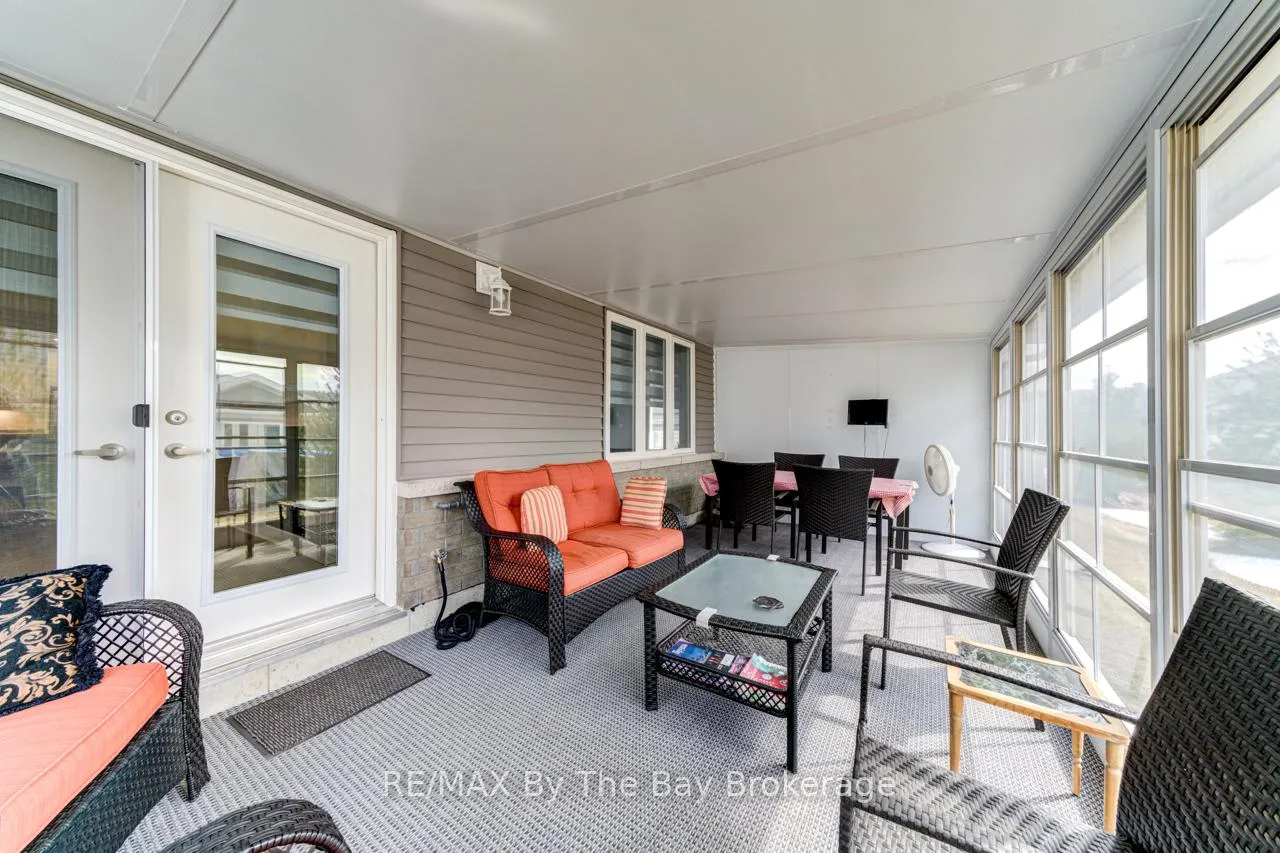 Photo 24 of 69 Ivy Crescent, Wasaga Beach — HOMEH