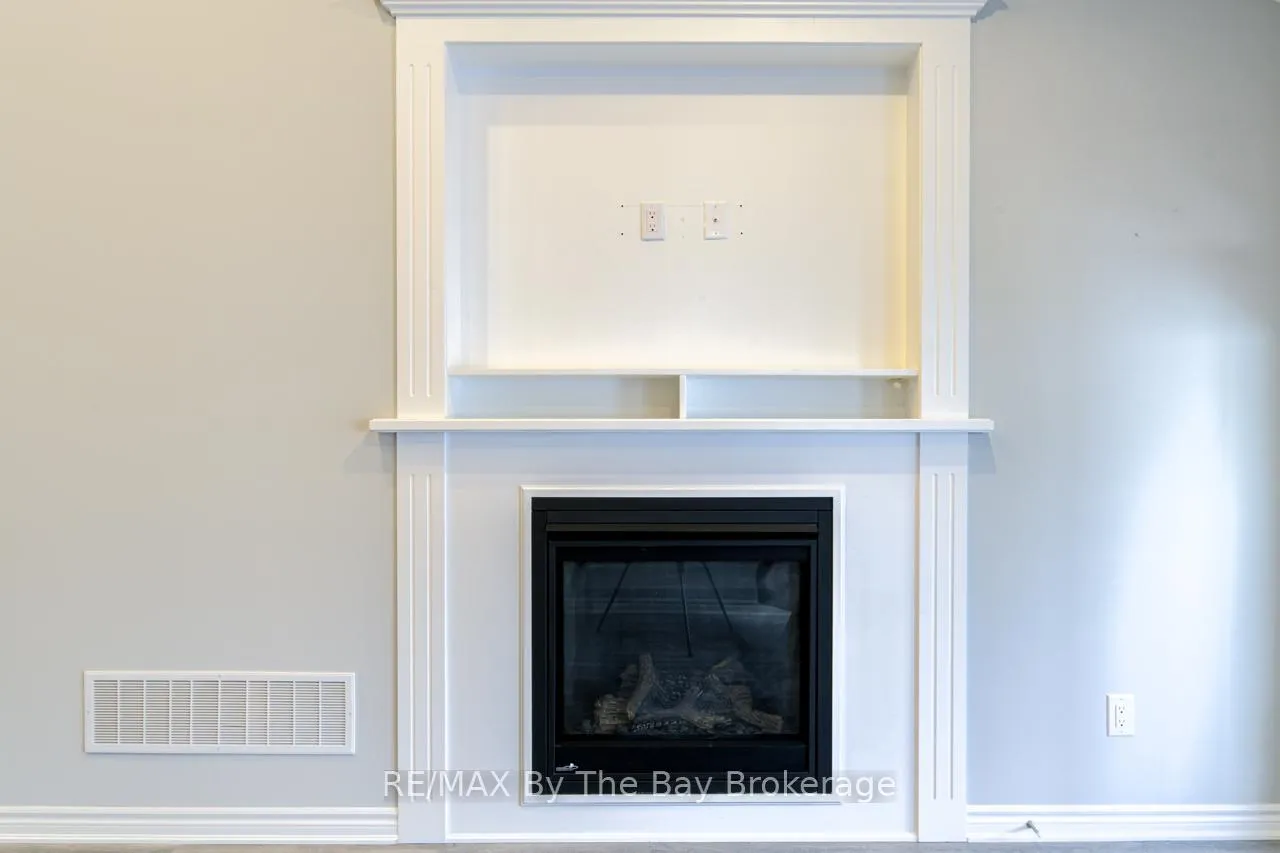 Photo 27 of 69 Ivy Crescent, Wasaga Beach — HOMEH