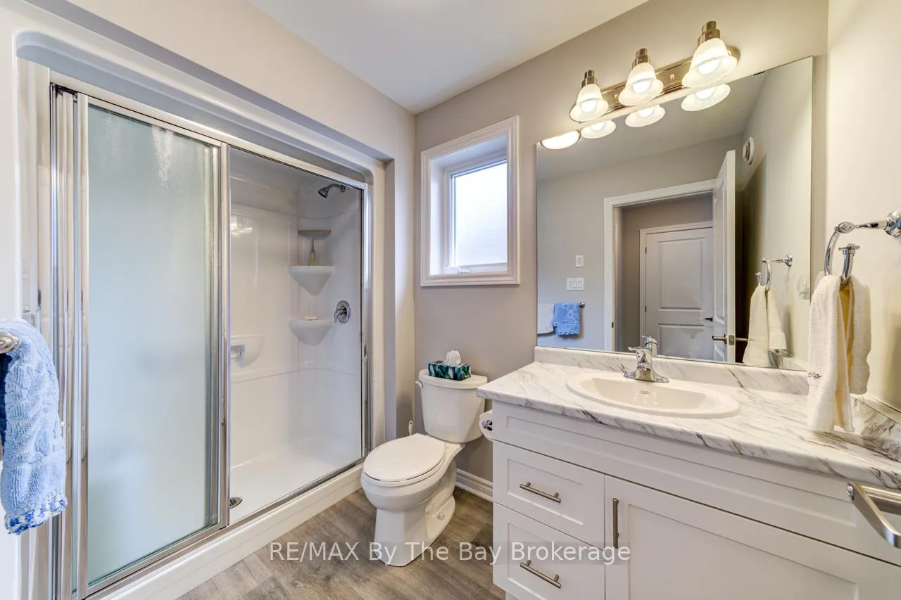 Photo 31 of 69 Ivy Crescent, Wasaga Beach — HOMEH