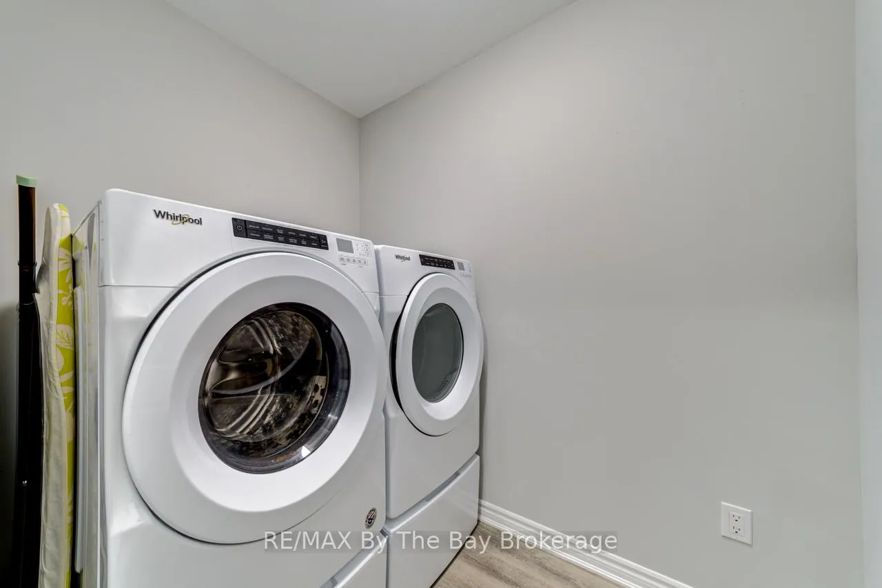 Photo 33 of 69 Ivy Crescent, Wasaga Beach — HOMEH