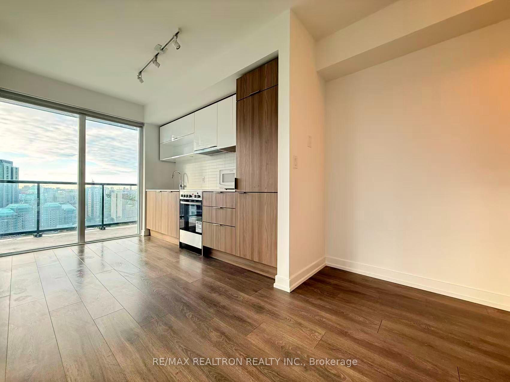 Photo 6 of Unit 2809, 159 Wellesley Street E, Toronto, Cabbagetown-South St. James Town — HOMEH