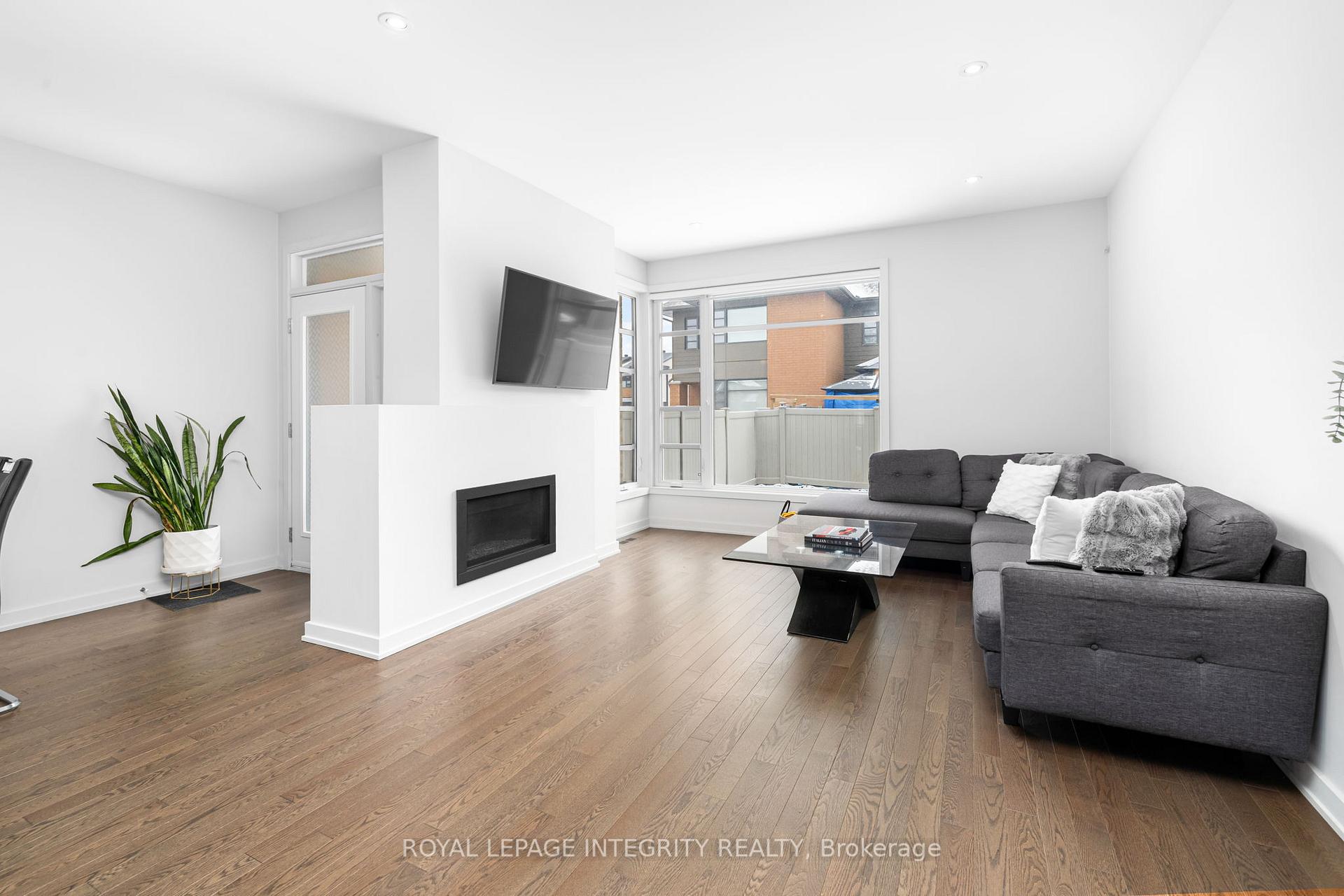 Photo 11 of 641 Odyssey Way, Ottawa, Leitrim — HOMEH