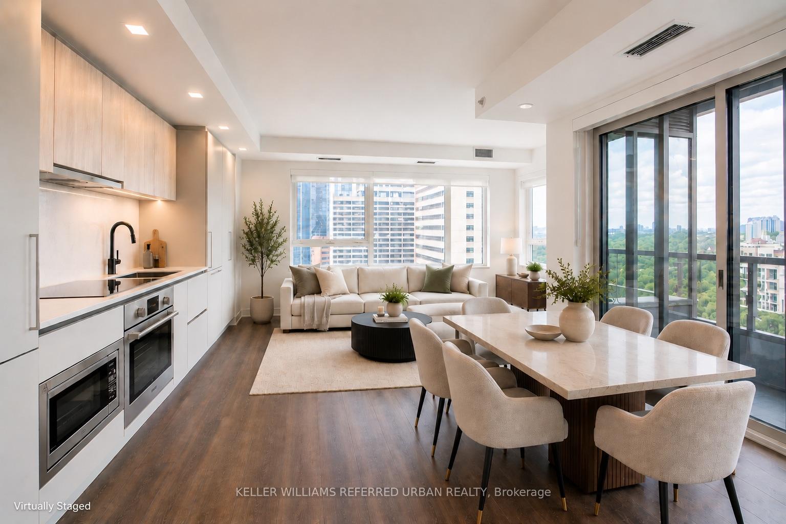 Photo of Unit 2104, 609 Sherbourne Street