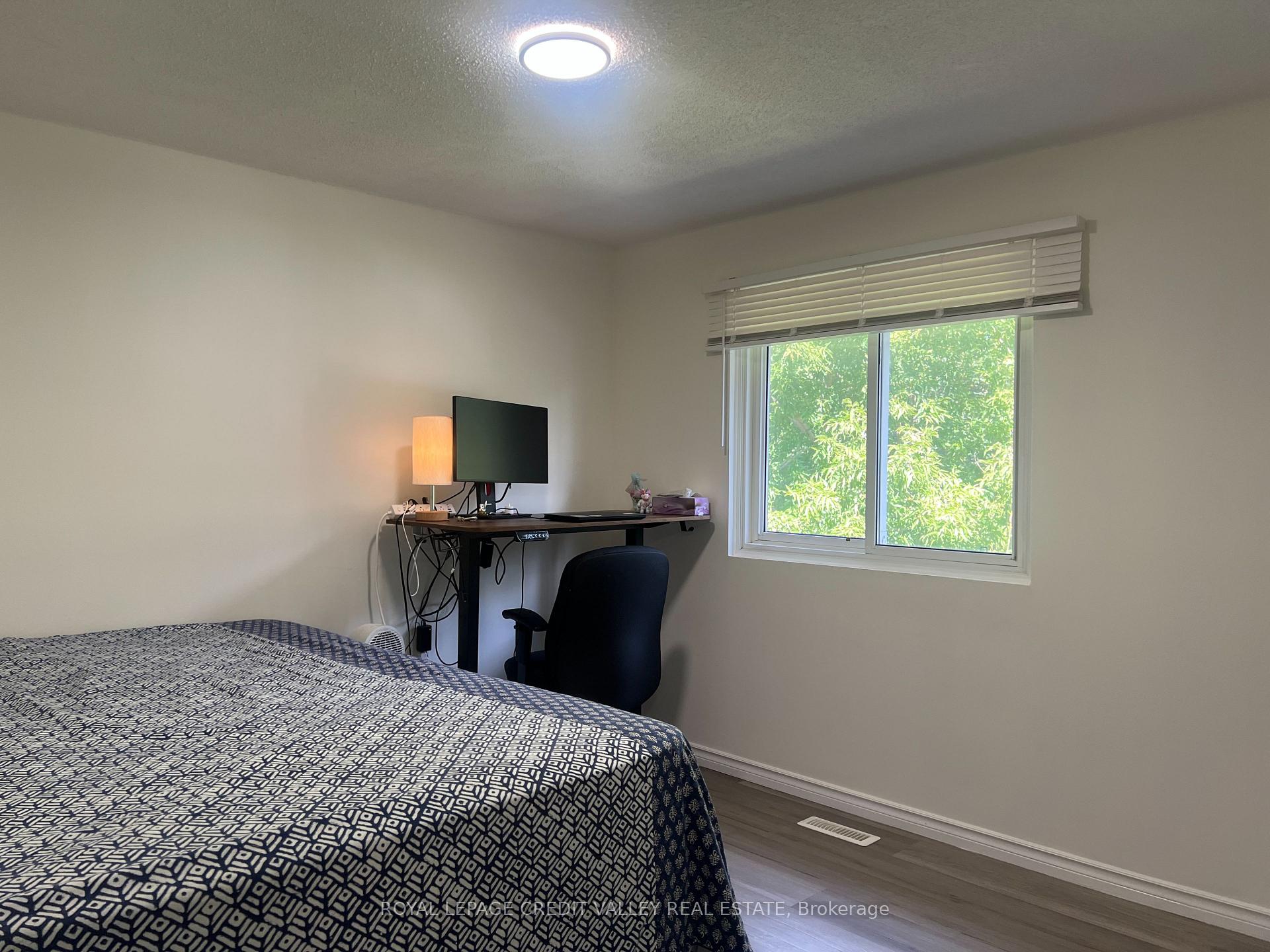 Photo 18 of 531 Camelot Drive, Oshawa, Eastdale — HOMEH