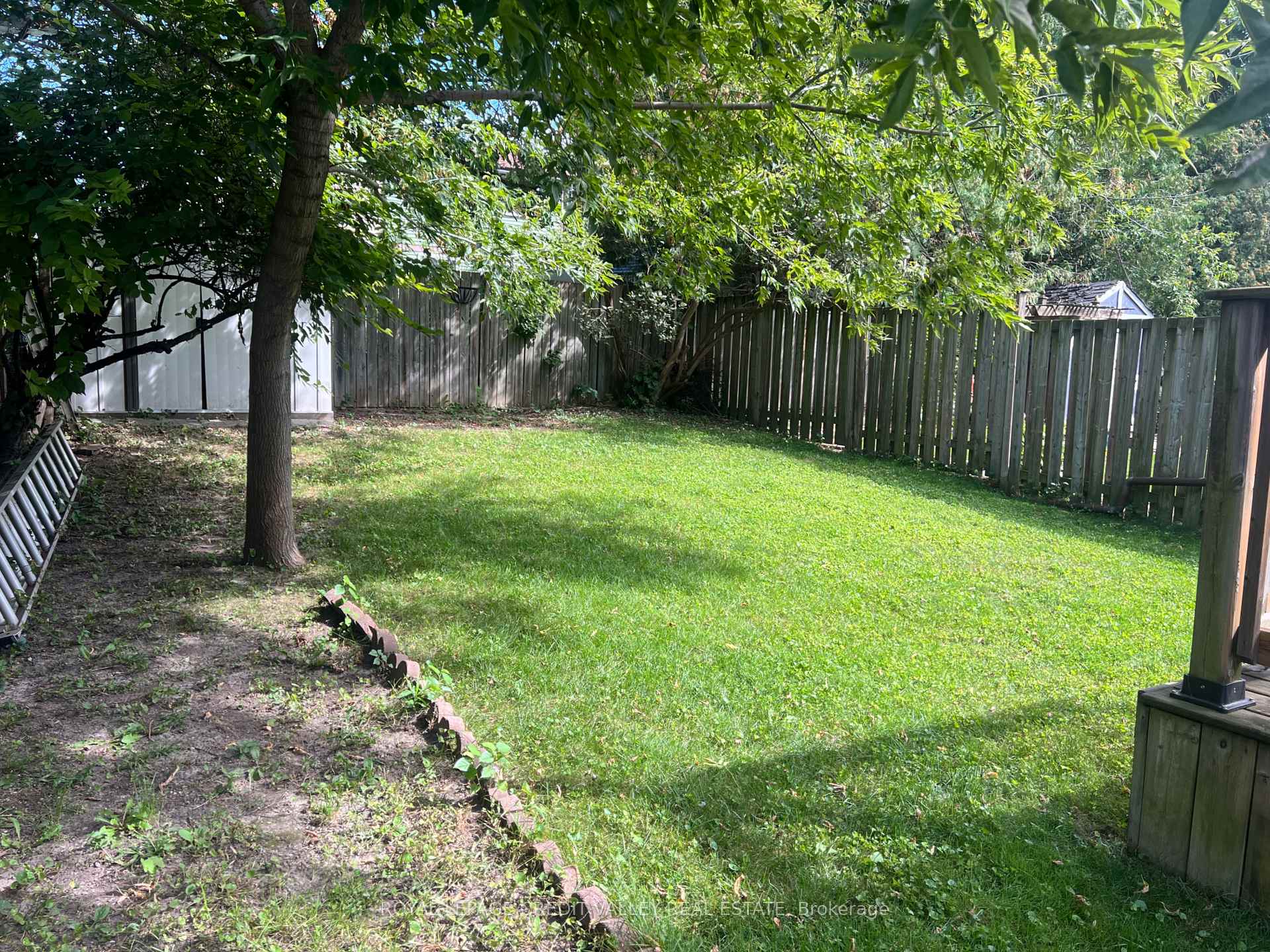 Photo 28 of 531 Camelot Drive, Oshawa, Eastdale — HOMEH