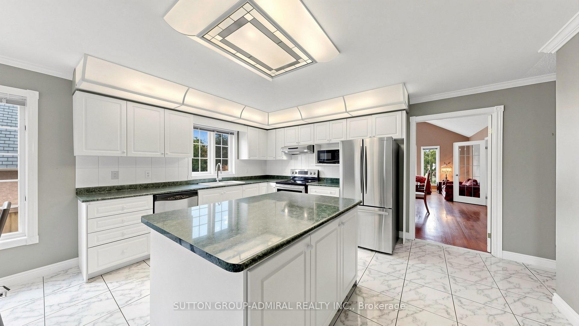 Photo 13 of 41 Captain Armstrong Lane, Markham, Sherwood-Amberglen — HOMEH