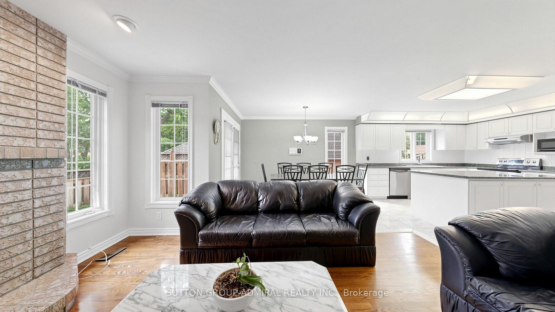 Photo 19 of 41 Captain Armstrong Lane, Markham, Sherwood-Amberglen — HOMEH