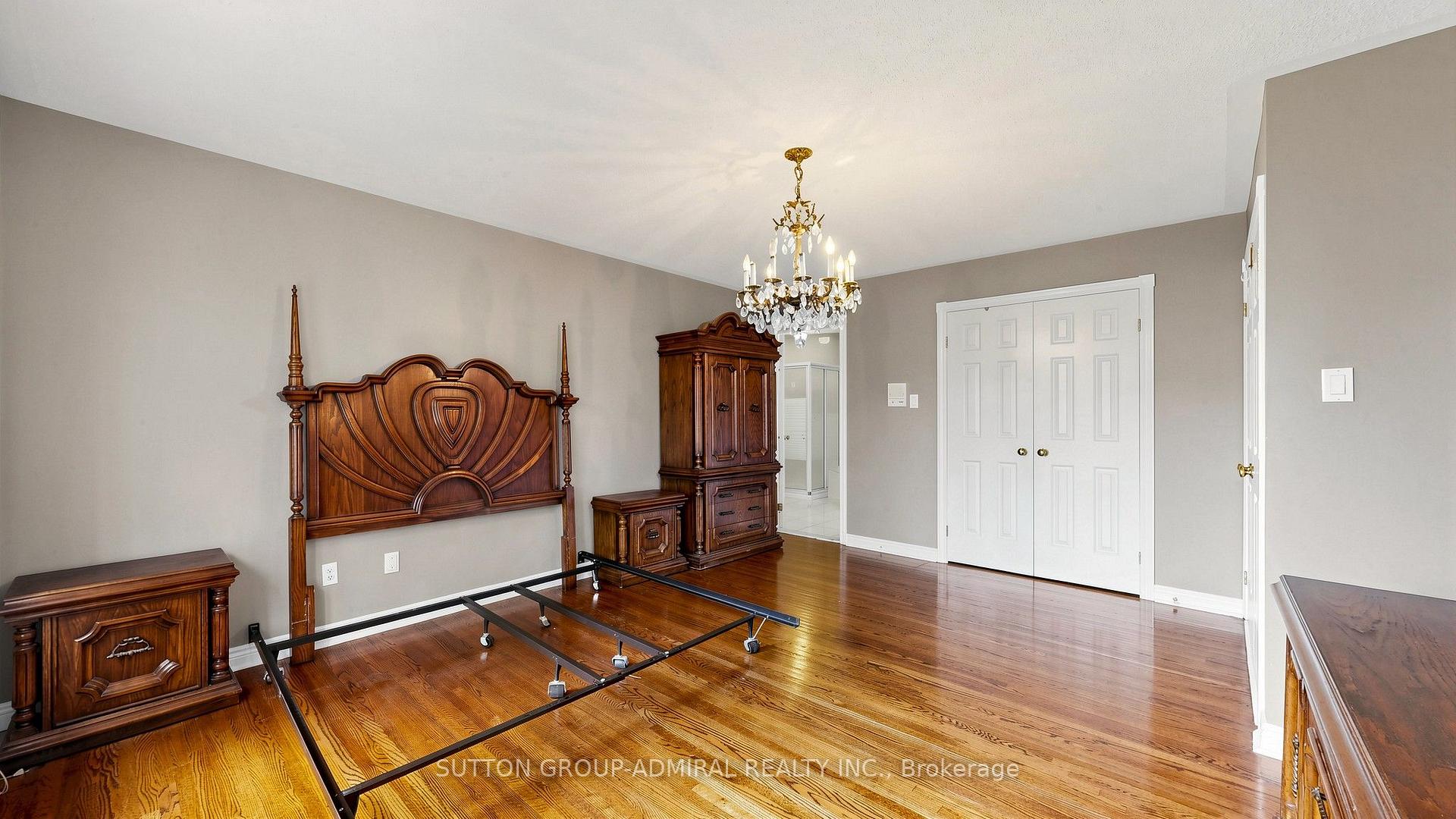 Photo 26 of 41 Captain Armstrong Lane, Markham, Sherwood-Amberglen — HOMEH